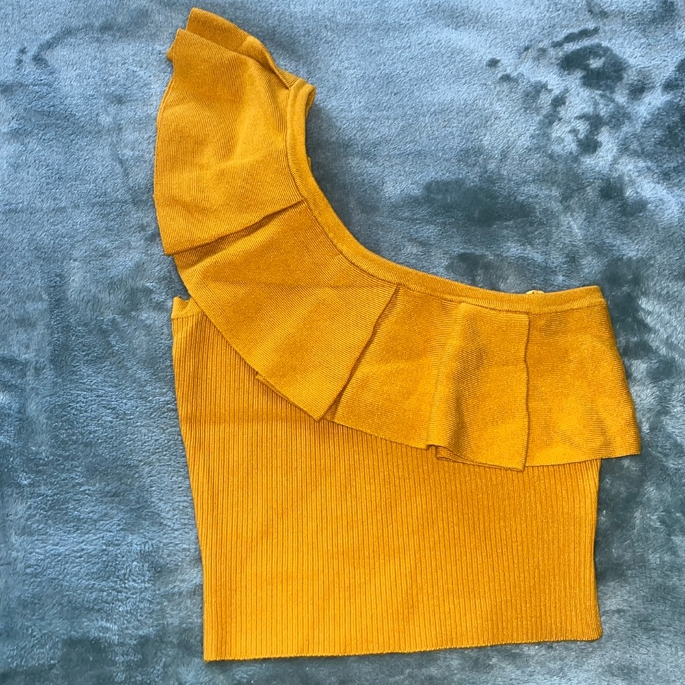 S Express Single Strap Tank Unworn Gold Yellow Ruffle